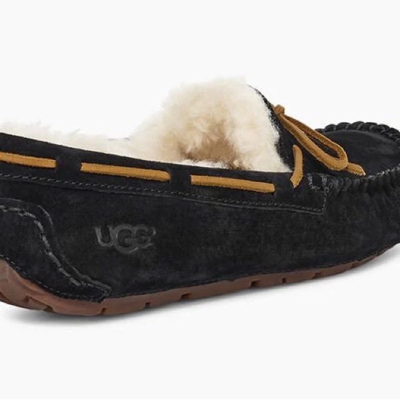 Womens UGG Dakota Moccasin Slipper - Black Suede, Size 6 M US New in box - Picture 4 of 7
